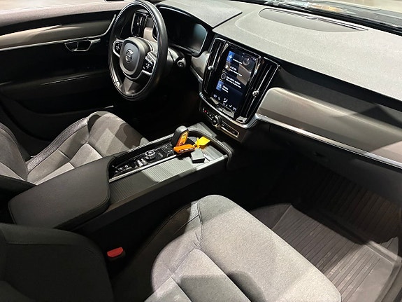 Volvo V90 15 of 19