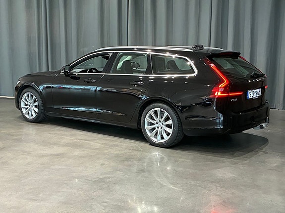Volvo V90 5 of 19