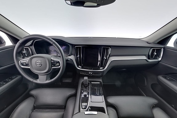 Volvo V60 7 of 17