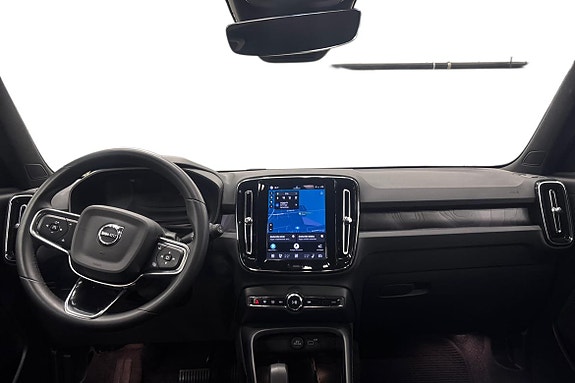 Volvo XC40 9 of 21