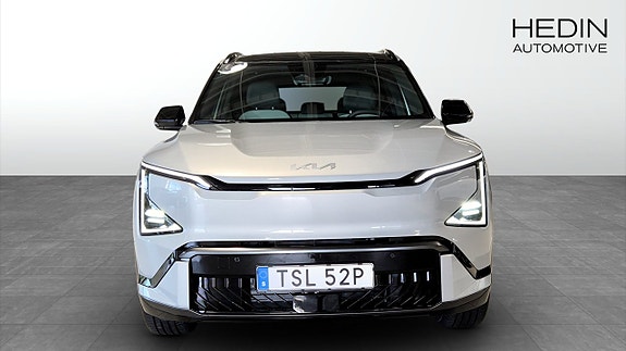 Kia EV5 8 of 13