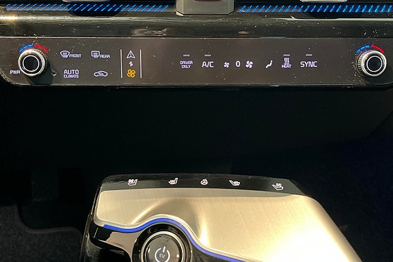 Kia EV6 13 of 23