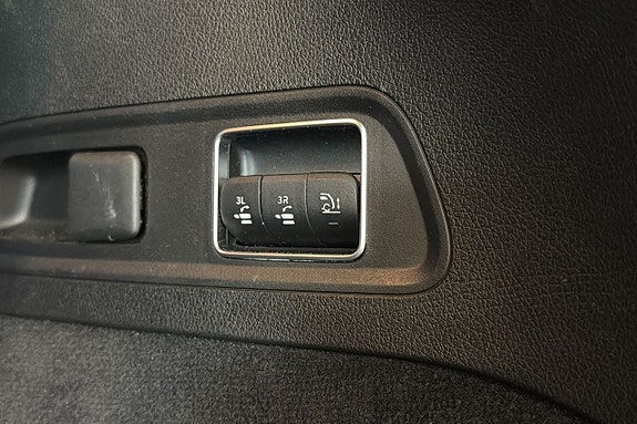 Mercedes-Benz GLS350 d 28 of 29