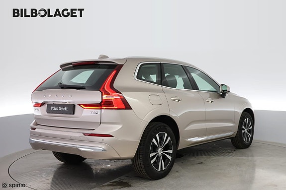 Volvo XC60 4 of 17