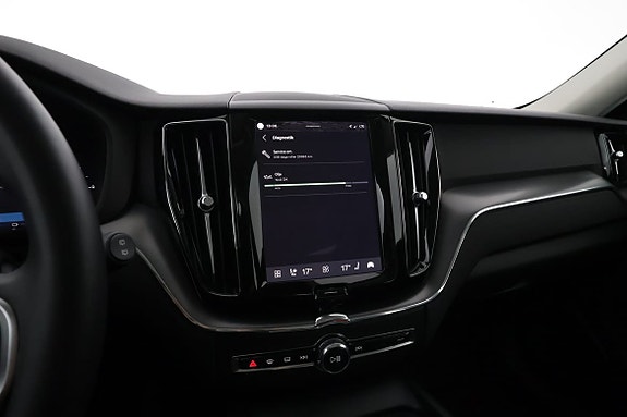 Volvo XC60 14 of 17
