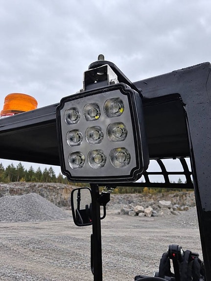 Veltrax V1200 Kompaktlastare 7 of 12