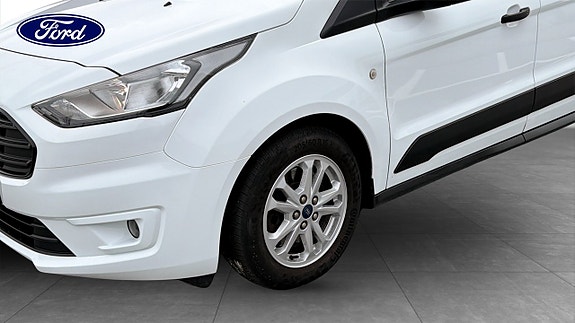 Ford Transit Connect 9 of 9