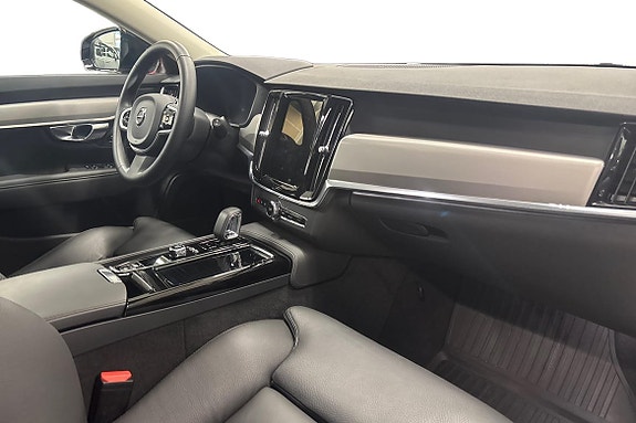 Volvo V90 10 of 22