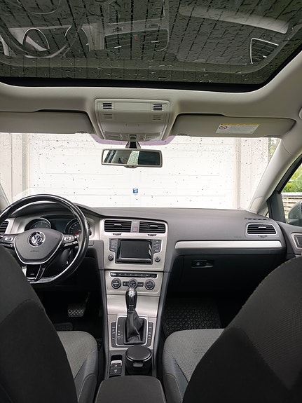 Volkswagen Golf VII 6 of 7