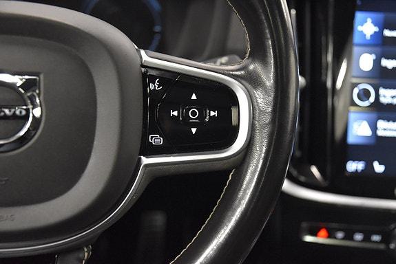 Volvo V60 11 of 27