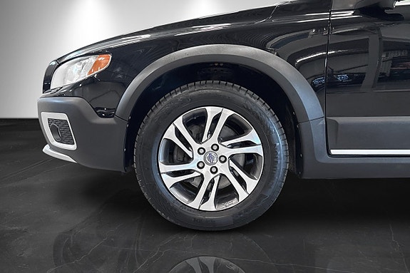 Volvo XC70 3 of 20