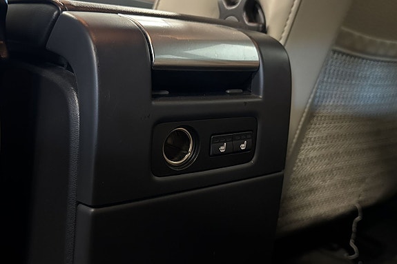 Volvo XC70 20 of 20
