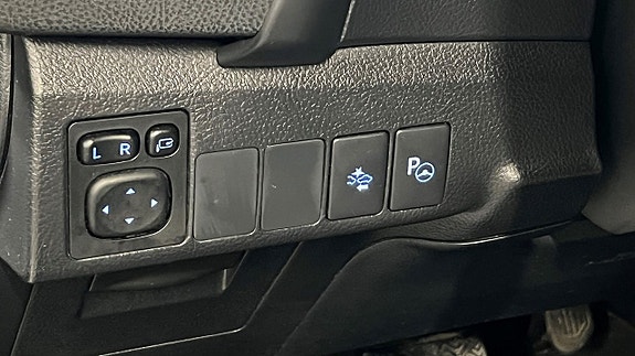 Toyota Auris 18 of 21
