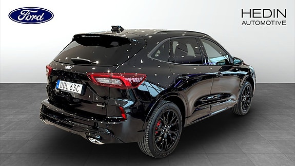 Ford Kuga 2 of 12