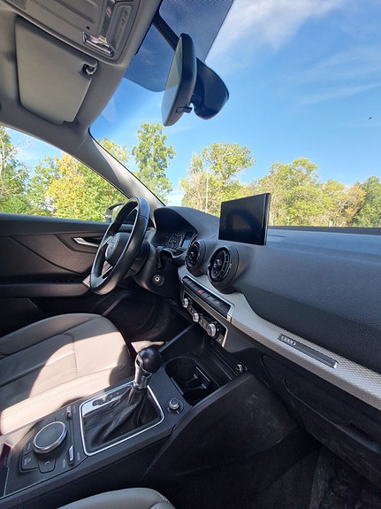 Audi Q2 8 of 9