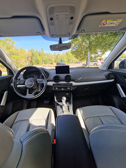 Audi Q2 7 of 9