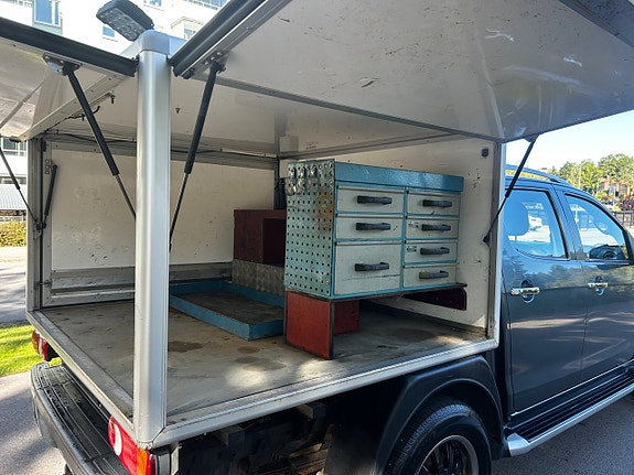 Isuzu D-max 7 of 27