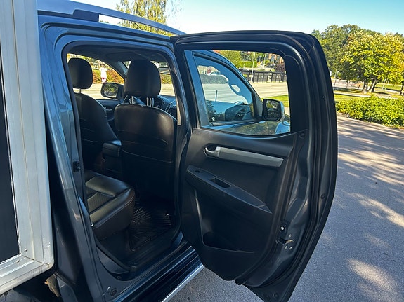 Isuzu D-max 11 of 27