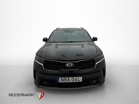 Kia Sorento 2 of 30