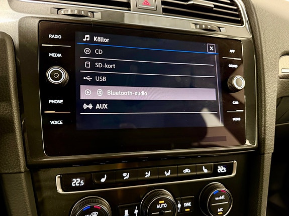 Volkswagen Golf Alltrack 19 of 24