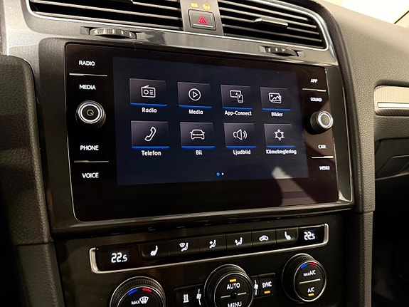 Volkswagen Golf Alltrack 20 of 24