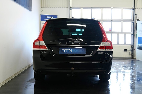 Volvo V70 4 of 25
