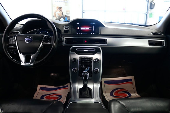 Volvo V70 11 of 25