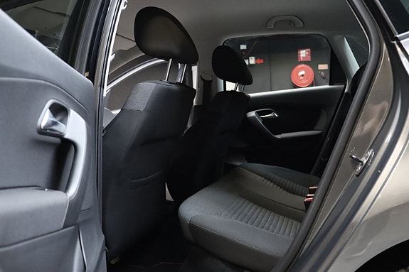 Volkswagen Polo 13 of 20