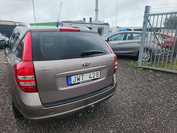 Kia Ceed 5 of 6