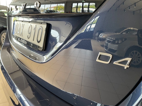 Volvo V60 8 of 22