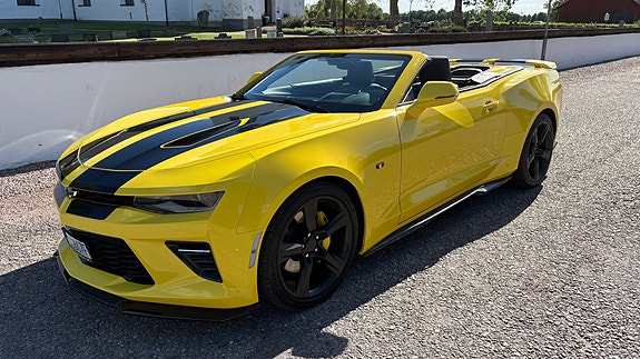 Chevrolet Camaro 2 of 13