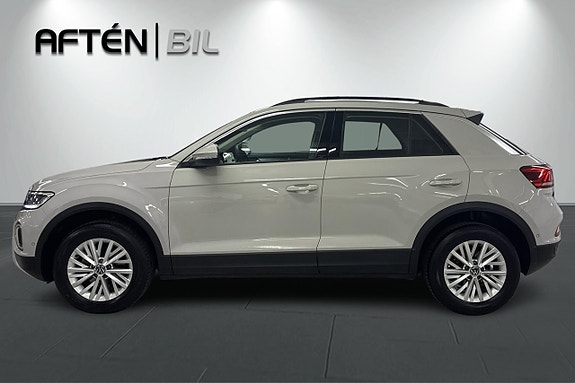 Volkswagen T-Roc 10 of 22