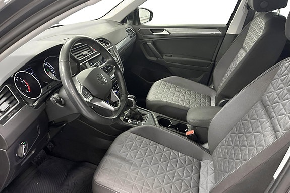 Volkswagen Tiguan 13 of 23
