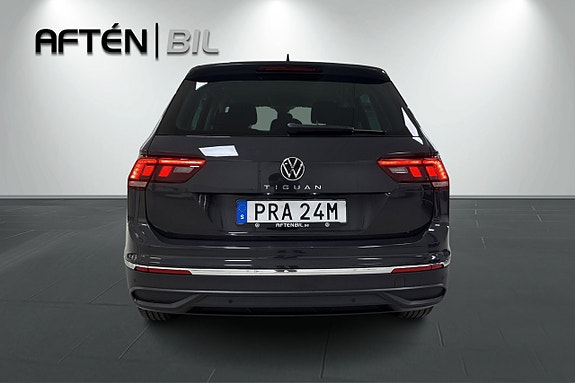 Volkswagen Tiguan 8 of 23