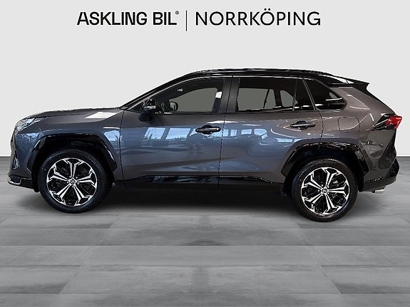 Toyota RAV4 4 of 8