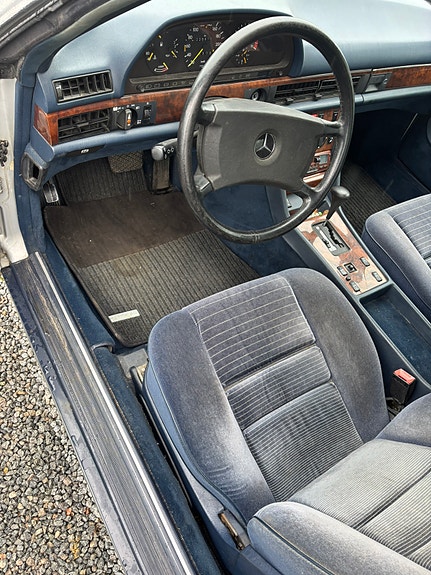 Mercedes-Benz 500 SEC 4 of 10