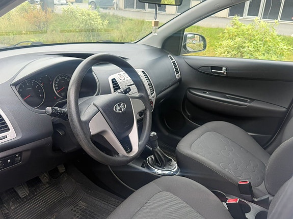 Hyundai i20 7 of 8