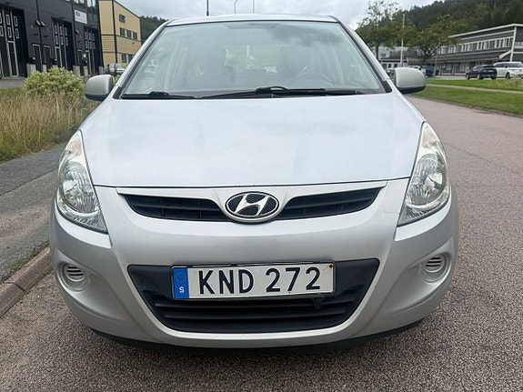 Hyundai i20 6 of 8