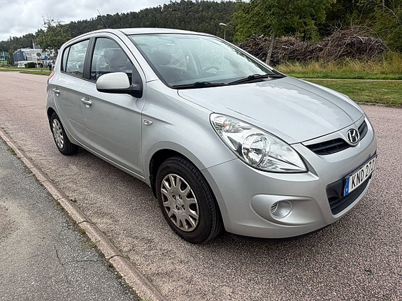 Hyundai i20 5 of 8