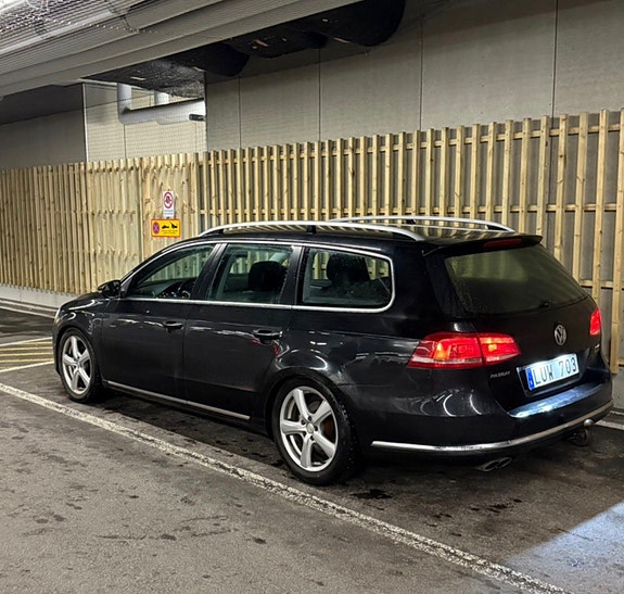 Volkswagen Passat 3 of 8