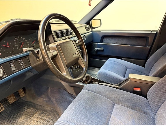 Volvo 940 5 of 9