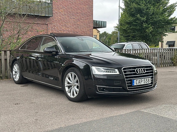 Audi A8 4 of 25