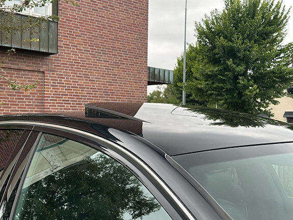 Audi A8 7 of 25