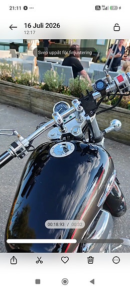 Suzuki VZ800 Marauder 3 of 6