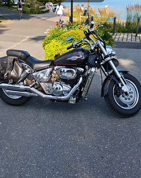 Suzuki VZ800 Marauder 2 of 6