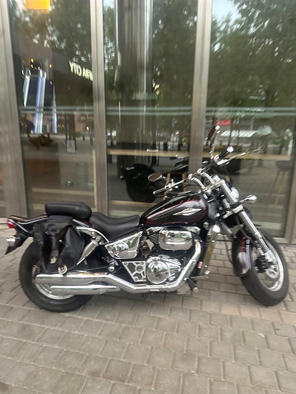 Suzuki VZ800 Marauder 6 of 6