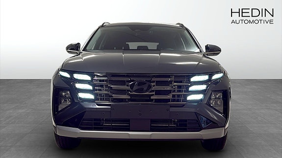 Hyundai Tucson 8 of 12