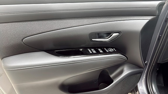 Hyundai Tucson 11 of 12