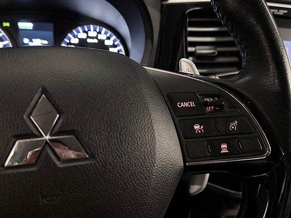 Mitsubishi Outlander 24 of 30