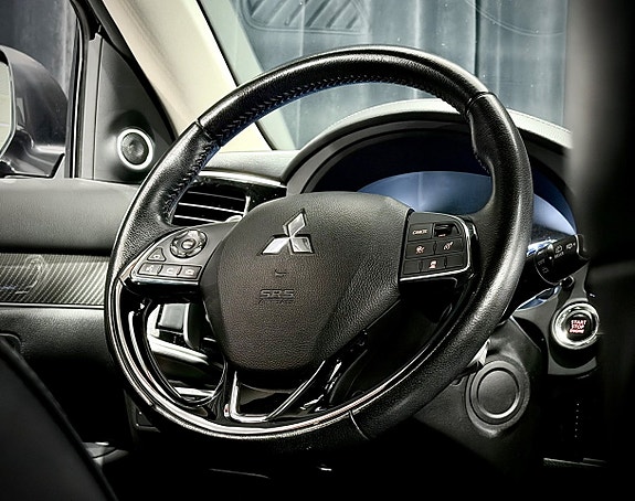 Mitsubishi Outlander 22 of 30